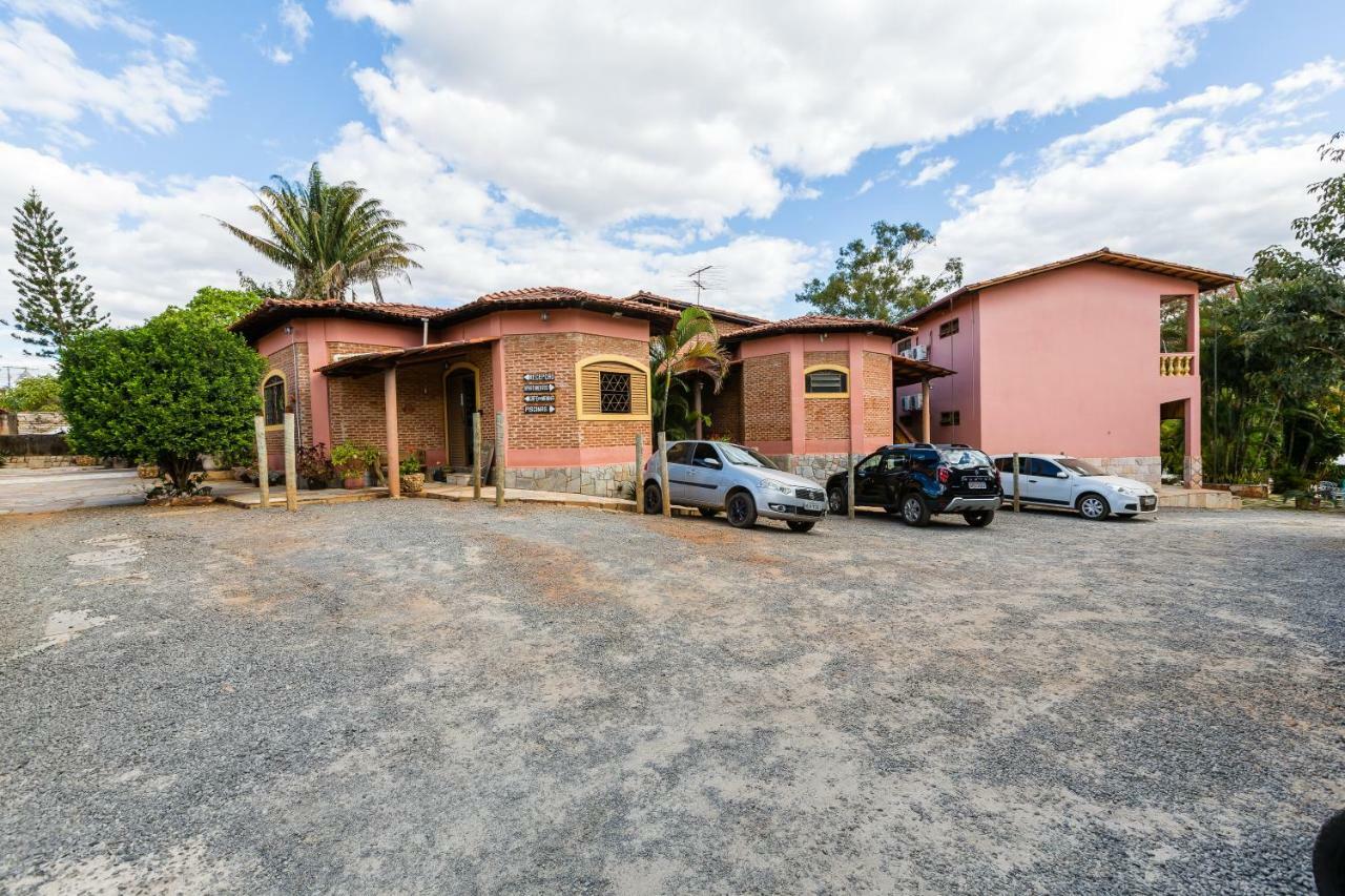 Pousada Villa Mariana Pirenopolis Bagian luar foto
